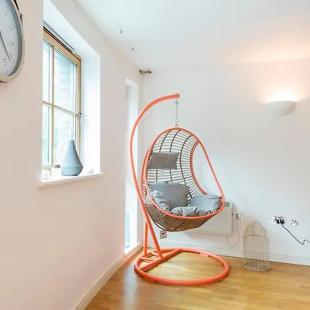 Large Boutique Harbourside Apartment - Football Table (Adults Only) Daire Bristol